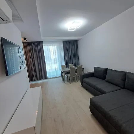 On Leon Aqua Magic Apartment