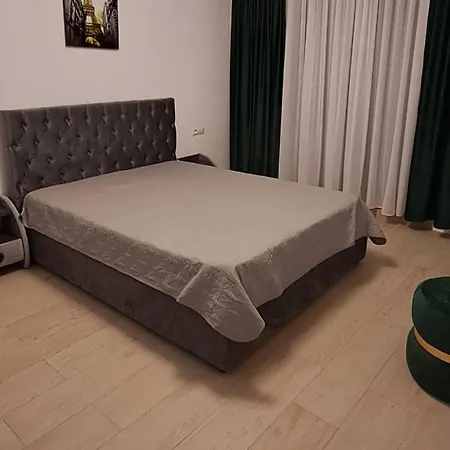 On Leon Aqua Magic Apartment